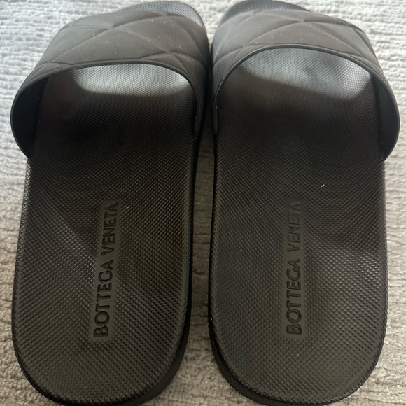 Bottega Veneta Men\'s Black Rubber Slides main image 5